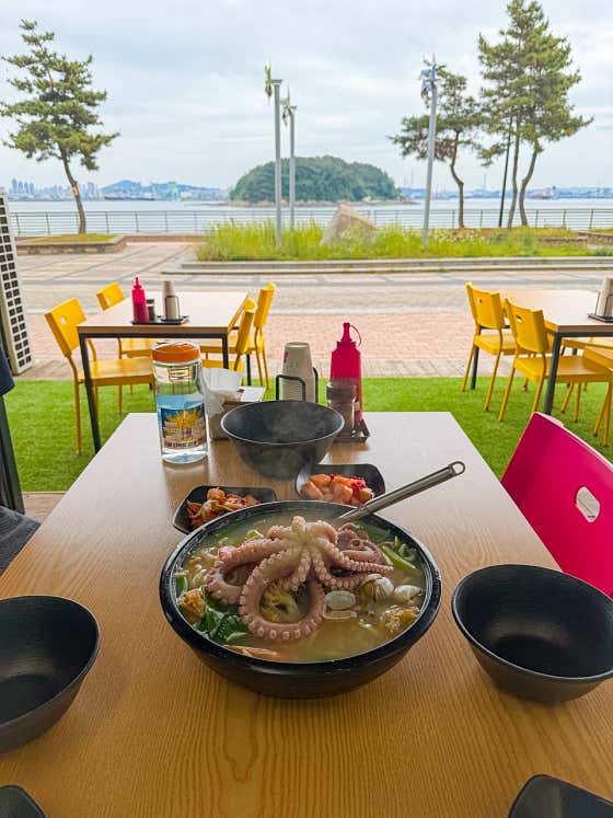 황해해물칼국수 구읍뱃터점 · 네이버 지도·플레이스 2