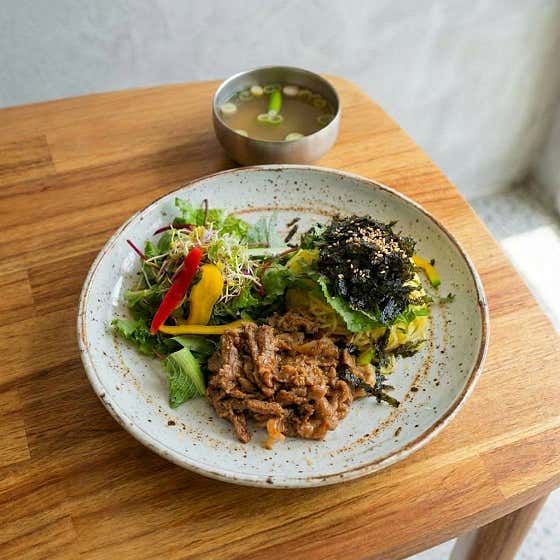 숯불바싹불고기+간장국수 메뉴 사진(네이버)