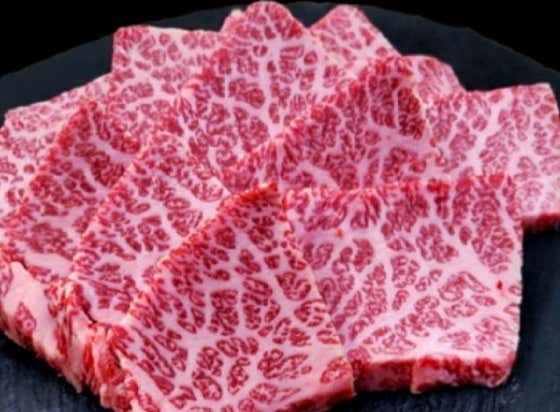 한우살치살100g 메뉴 사진(네이버)