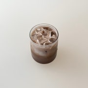 딥초코라떼 메뉴 사진(네이버)