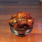 [매콤달달 밥비기]공기 닭제육 메뉴 사진(네이버)