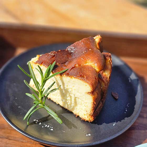 바스크치즈케이크 메뉴 사진(네이버)