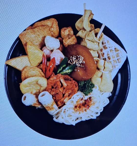김치우동전골 메뉴 사진(네이버)