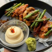 마늘쫑닭목살구이 메뉴 사진(네이버)