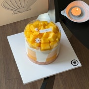 생망고 듬뿍 케이크 (12cm) 메뉴 사진(네이버)