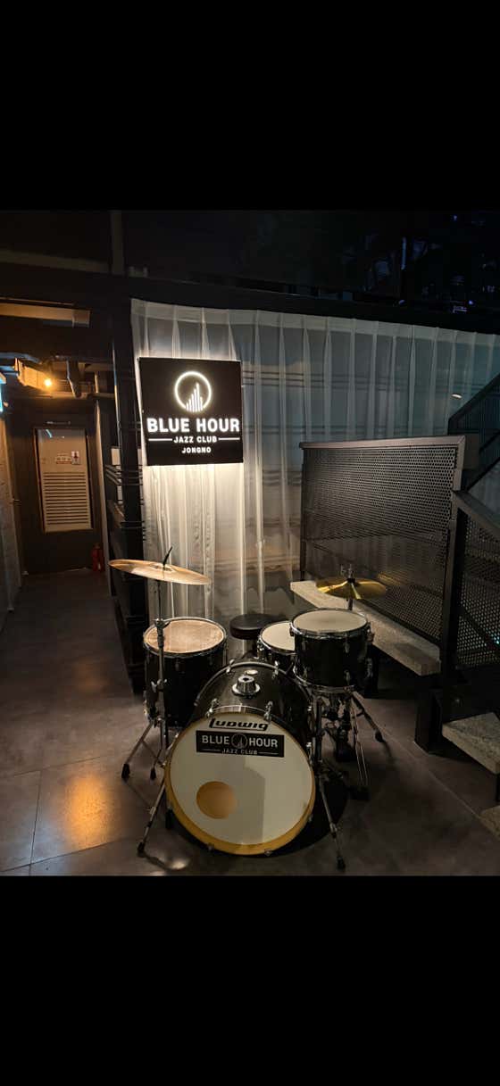 블루아워 Jazz Club · 네이버 지도·플레이스 6