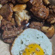 양념돼지수제포갈비+김치찌개 메뉴 사진(네이버)