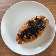 명란마요 소금빵 메뉴 사진(네이버)