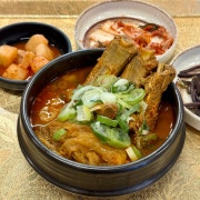묵은지 등갈비 김치찜 메뉴 사진(네이버)