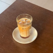 수제 바닐라 빈 라떼 메뉴 사진(네이버)