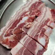 육즙가득 제주생 흑오겹살(150g) 메뉴 사진(네이버)