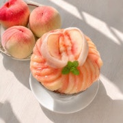 2026 복숭아모찌빙수 메뉴 사진(네이버)