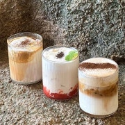 [SIGNATURE]산1-1크림라떼 메뉴 사진(네이버)