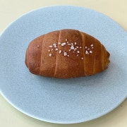쌀 소금빵 메뉴 사진(네이버)