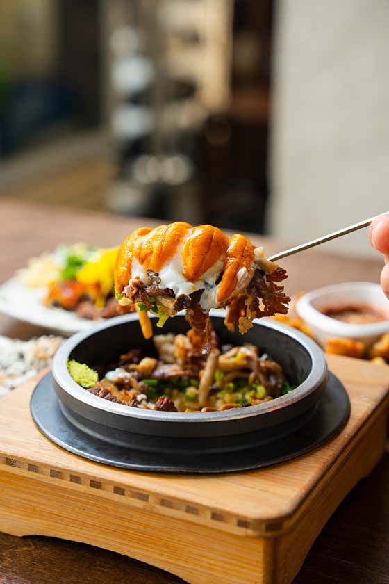송경솥밥 연남점