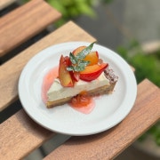 자두 타르트 메뉴 사진(네이버)