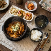 국내산 묵은지 제육볶음 메뉴 사진(네이버)