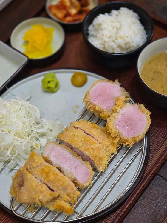 믹스카츠 메뉴 사진(네이버)