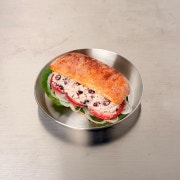 크랜베리 치킨 샌드위치 메뉴 사진(네이버)