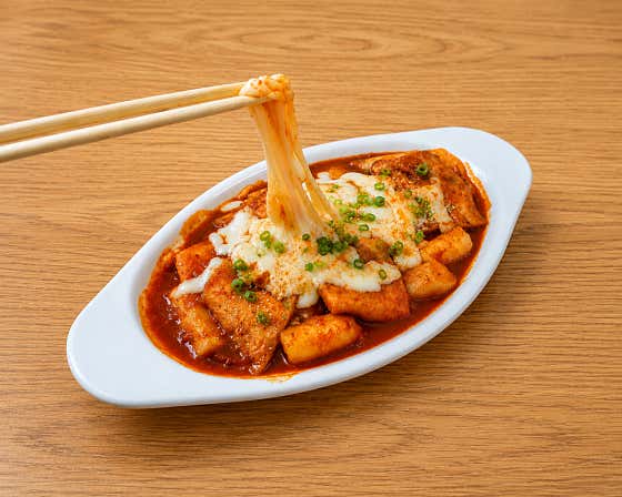 치즈폭포 떡볶이+스파게티 메뉴 사진(네이버)