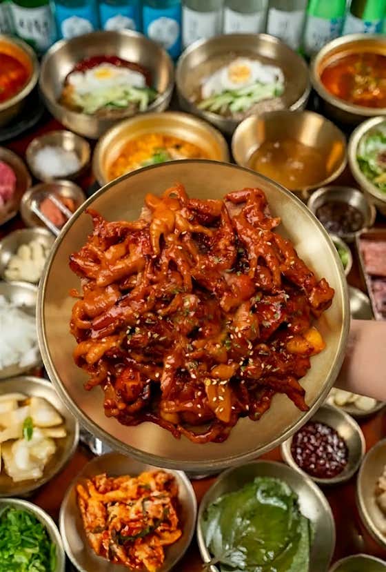 매콤무뼈닭발(150g) 메뉴 사진(네이버)