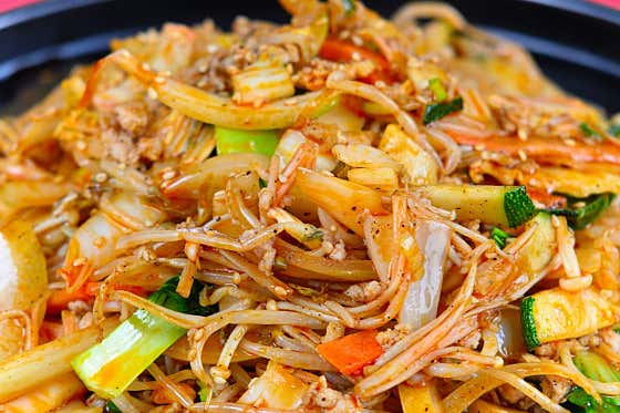 흑돼지숙주볶음 메뉴 사진(네이버)