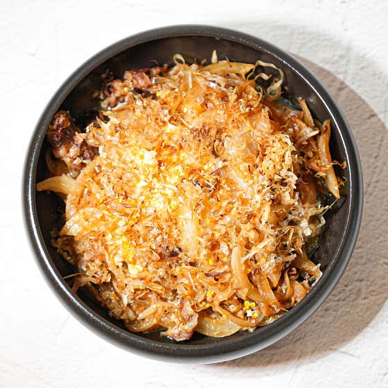 규동(우삼겹 덮밥) 메뉴 사진(네이버)