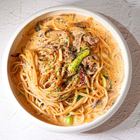 우삼겹 마라 크림 파스타 메뉴 사진(네이버)