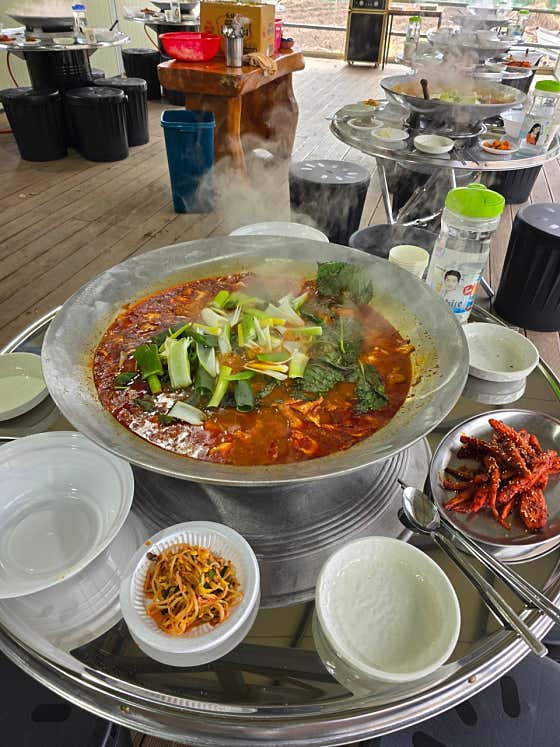 유명산춘천숯불닭갈비 · 네이버 지도·플레이스 8
