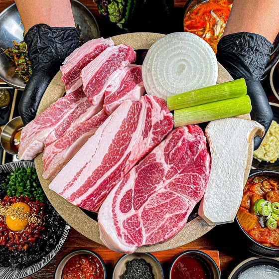 육갤러리 모듬 세트 메뉴 사진(네이버)