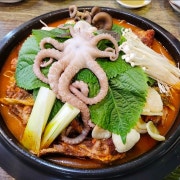 낙지뼈다귀전골(소) 메뉴 사진(네이버)
