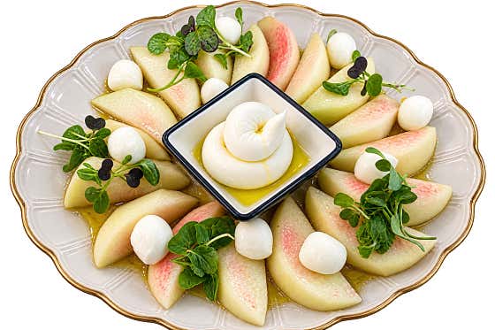 꿀복숭아와크림치즈 메뉴 사진(네이버)