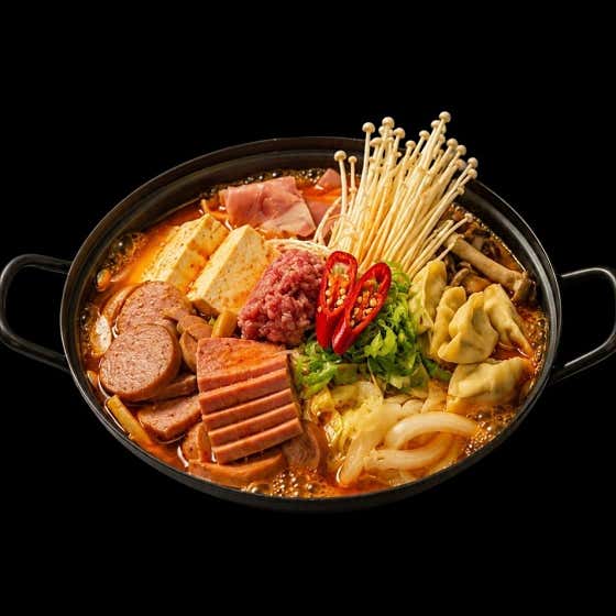햄폭탄부대찌개 메뉴 사진(네이버)