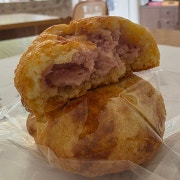 딸기크림치즈스콘 메뉴 사진(네이버)