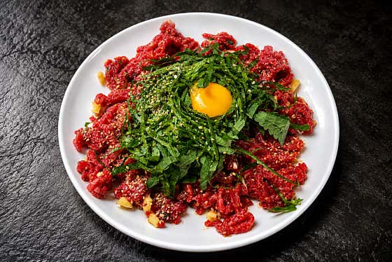 1++고추깻잎육회(200g) 메뉴 사진(네이버)