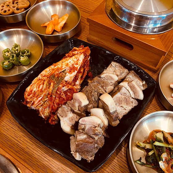 보쌈 솥밥 정식 메뉴 사진(네이버)