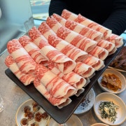 1++한우 차돌박이 삼합셋트 메뉴 사진(네이버)