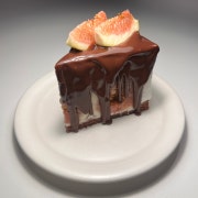 무화과 초콜렛 케이크 메뉴 사진(네이버)