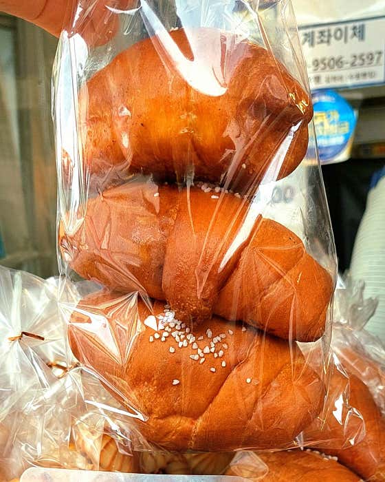 수원빵집 남문점 · 네이버 지도·플레이스 8