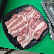 생갈비(200g)국내산 메뉴 사진(네이버)