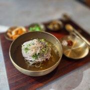 지리산흑돼지냉국수 메뉴 사진(네이버)