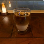 카페 라떼 메뉴 사진(네이버)