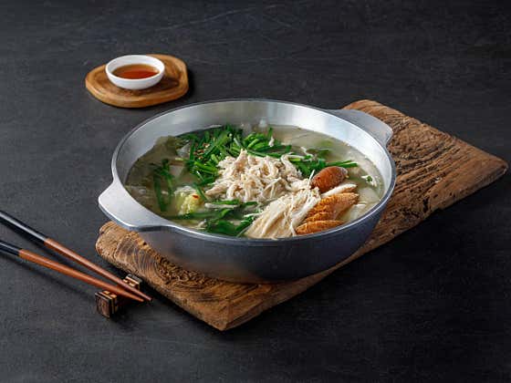 맑은 닭고기 전골 메뉴 사진(네이버)