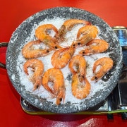 돌판새우소금구이 메뉴 사진(네이버)