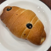 쌀소금빵(올리브치즈) 메뉴 사진(네이버)