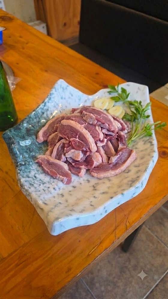 오리 반마리 메뉴 사진(네이버)