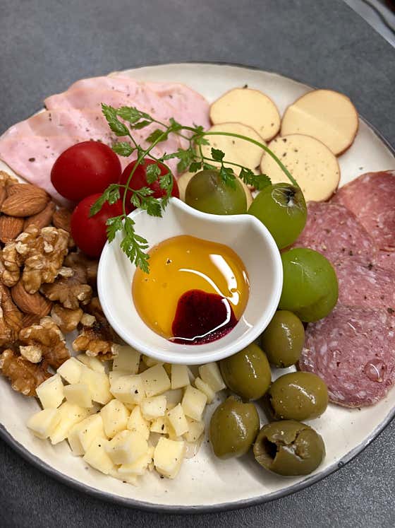 샤퀴테리 플레이트 메뉴 사진(네이버)