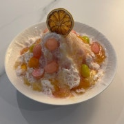 오미자 유자 빙수 메뉴 사진(네이버)