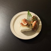 무화과레어크림치즈 메뉴 사진(네이버)