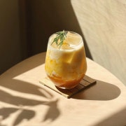 더블 망고 라떼 메뉴 사진(네이버)